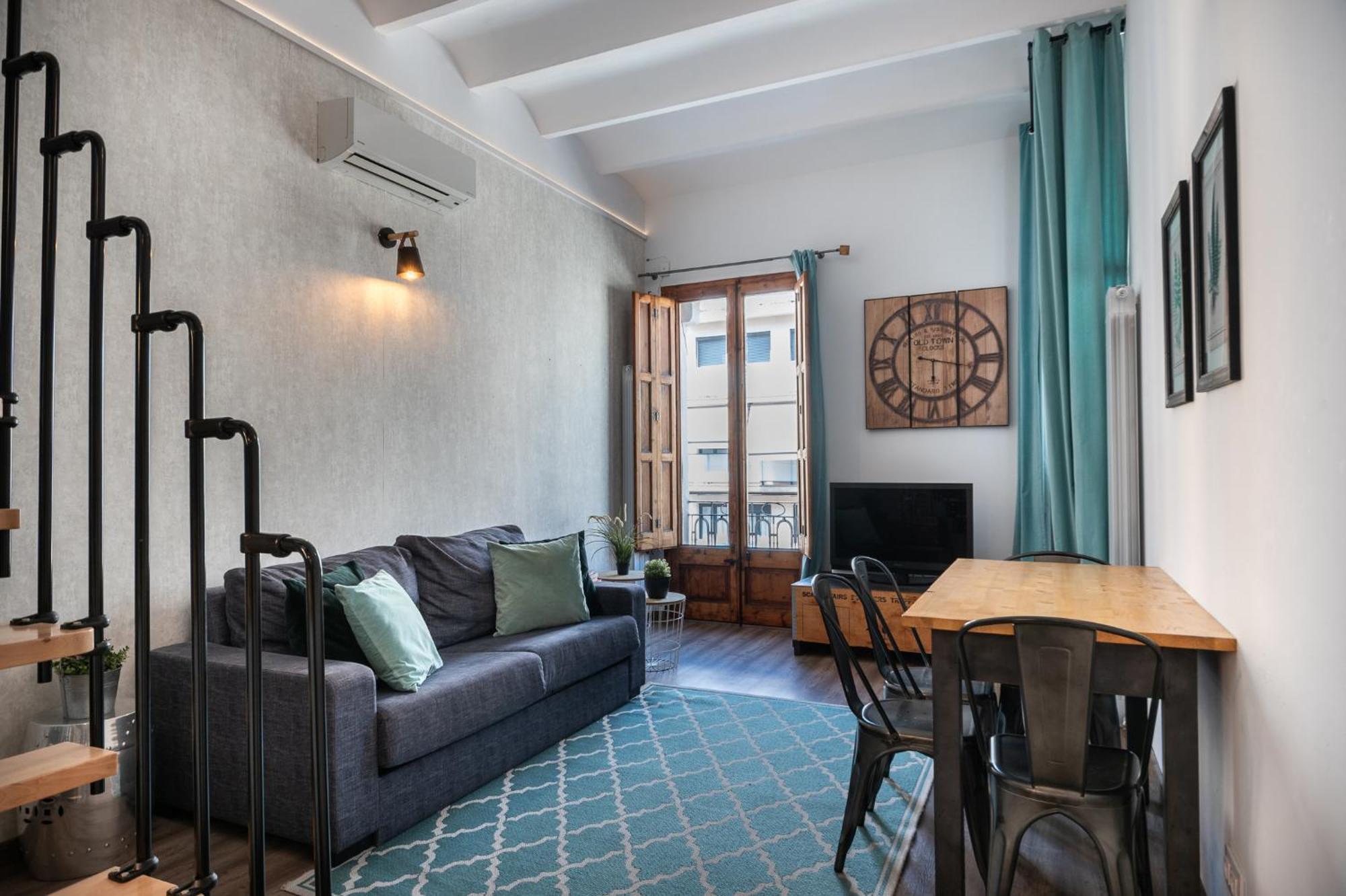 Beautiful Renovated Loft Minutes From The Beach Barcelona Eksteriør bilde